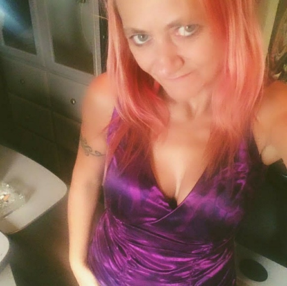 Silky purple tank top - Picture 2 of 8